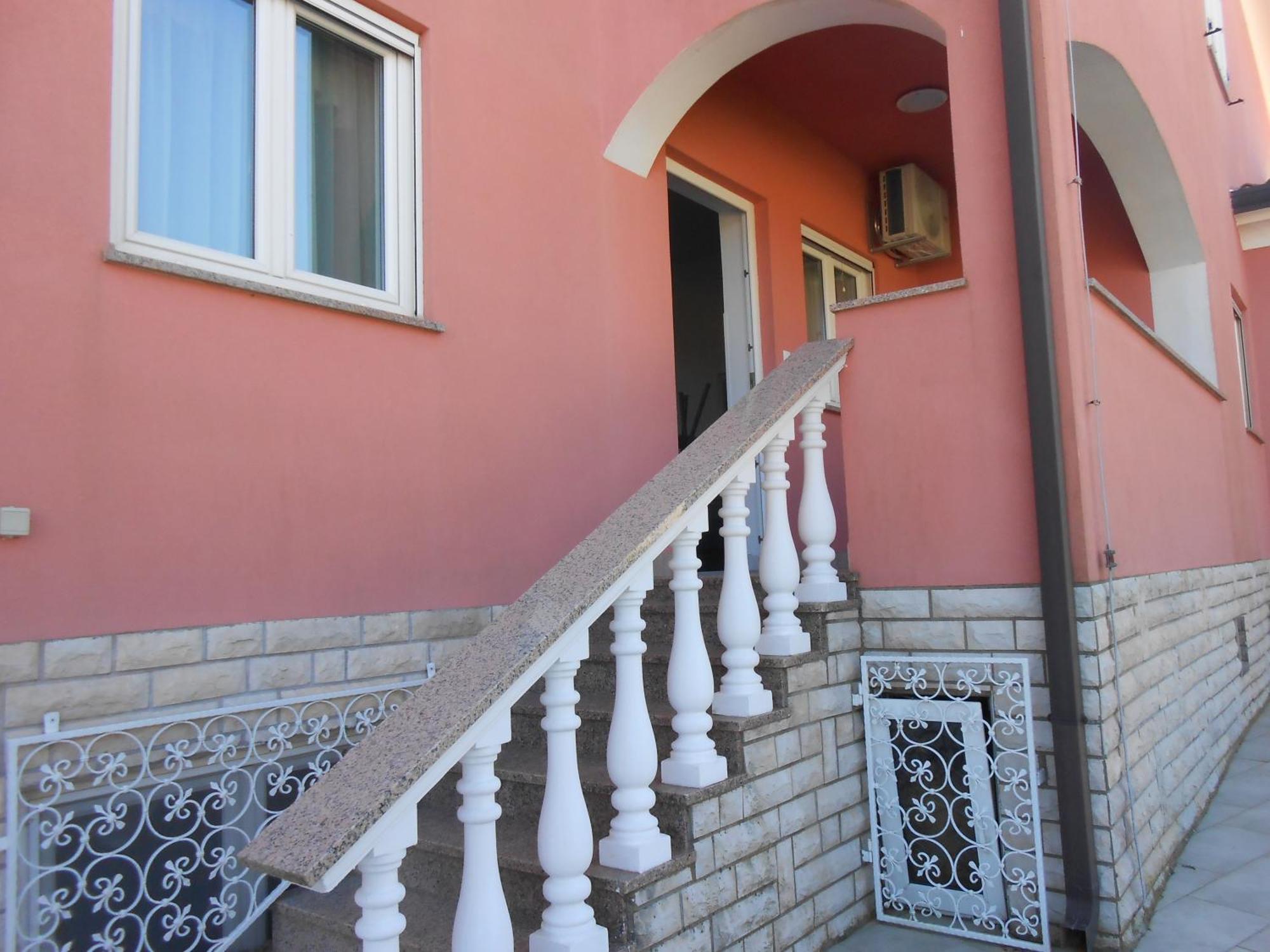 Apartments And Rooms Villa Chiara Krnica Exterior photo